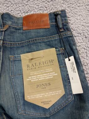 NWT Raleigh Denim Men's Size 28 Blue Jones Camp Slim Straight Classic (0990)